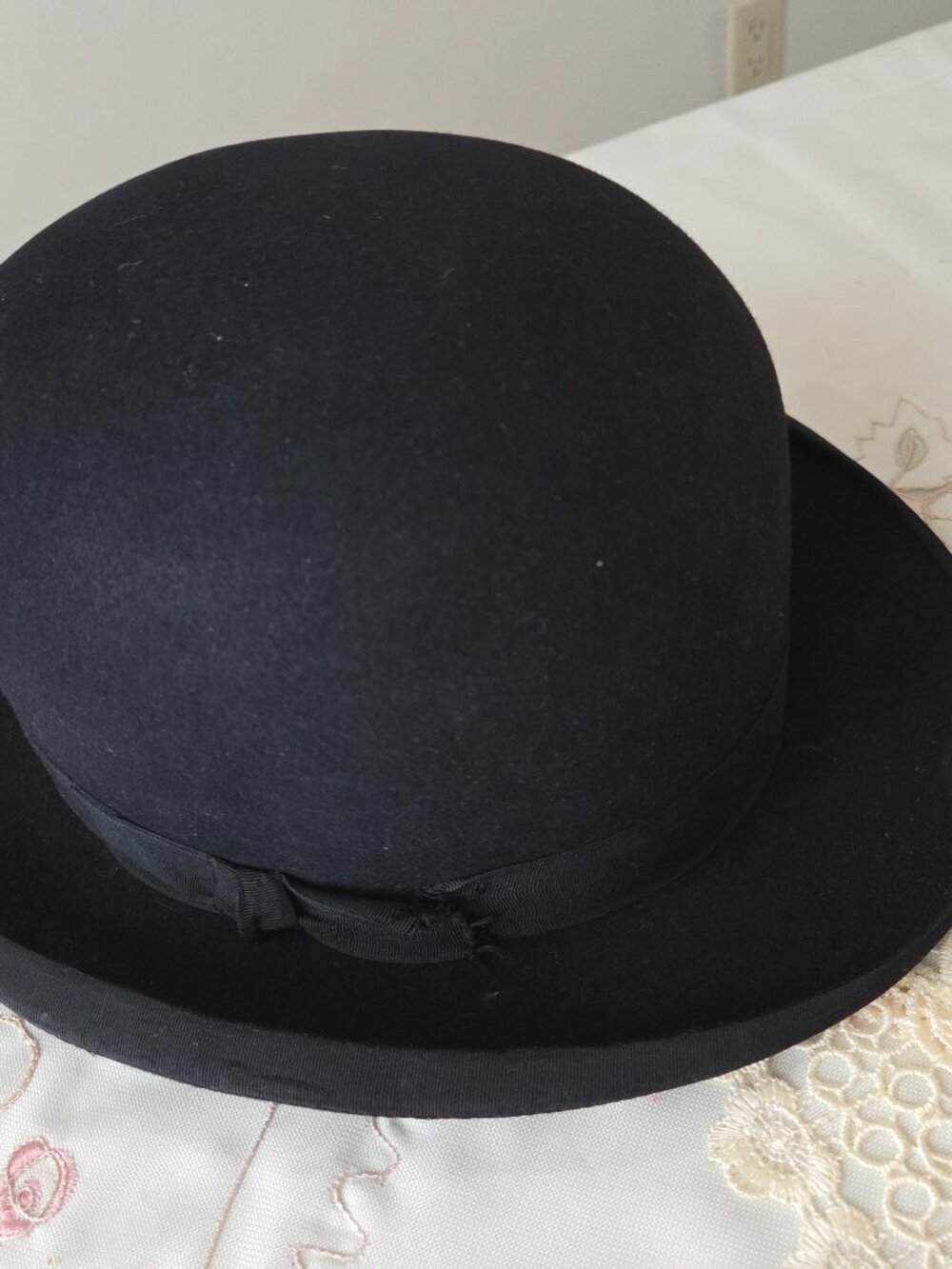 Vintage Adams Hat Company Bolo Black Hat